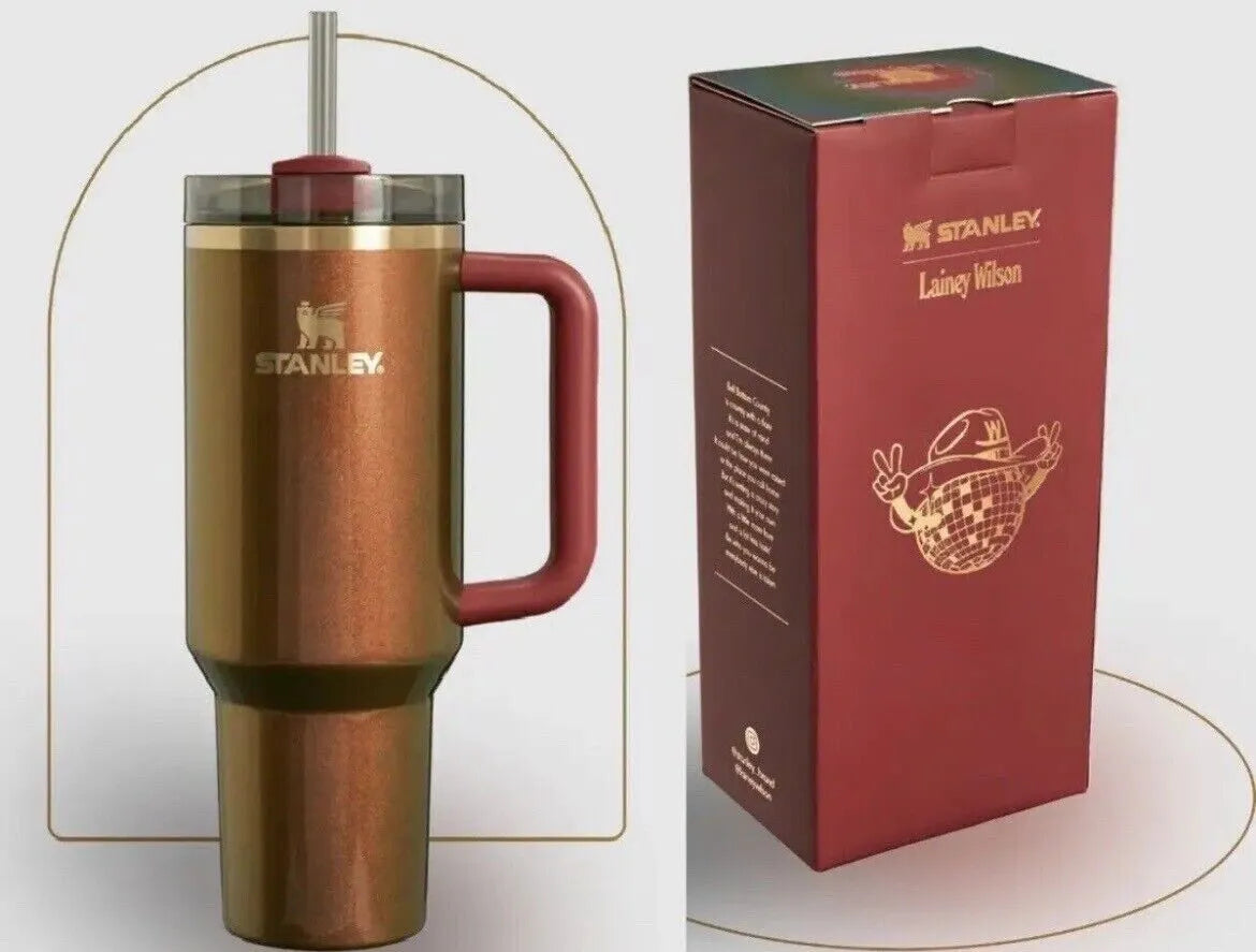 Stanley x Lainey Wilson Country Gold Quencher H2.0 FlowState™ Tumbler | 40 OZ